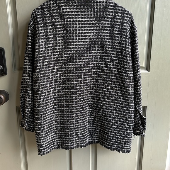 Zara- NWT BOUCLÉ shacket/ jacket button up shirt XS - Picture 7 of 7